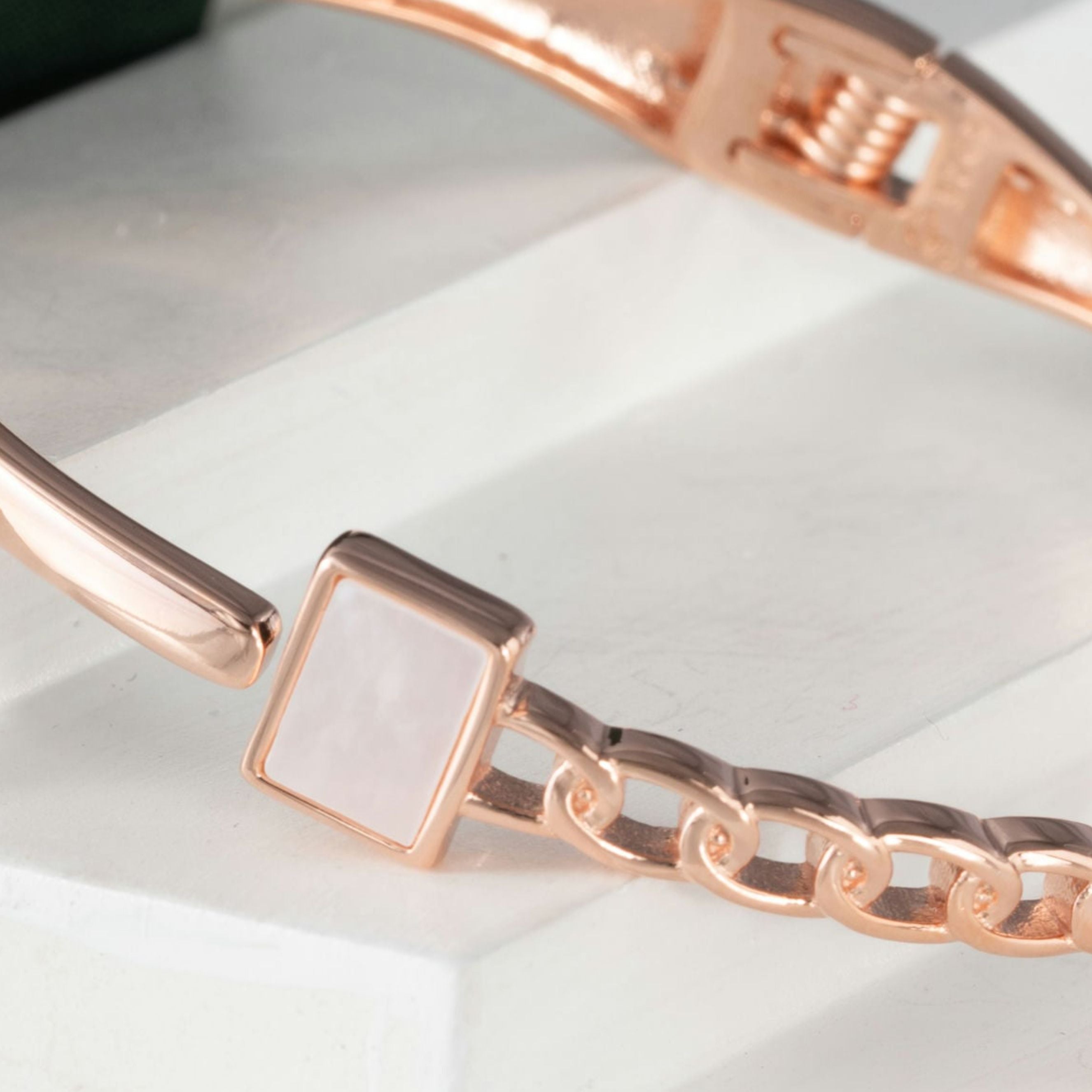 Ivory Glow Rose Gold Bracelet